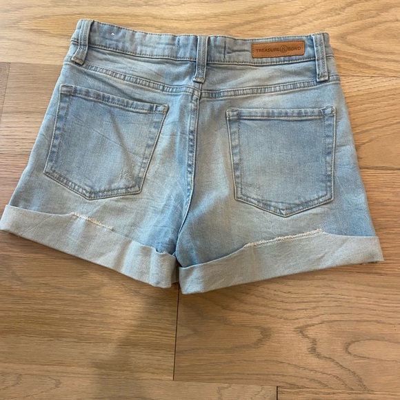 Treasure and bond kids size 14 high waist jean shorts - Picture 2 of 2